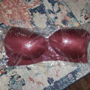 NWT Auden wire free bra 44D